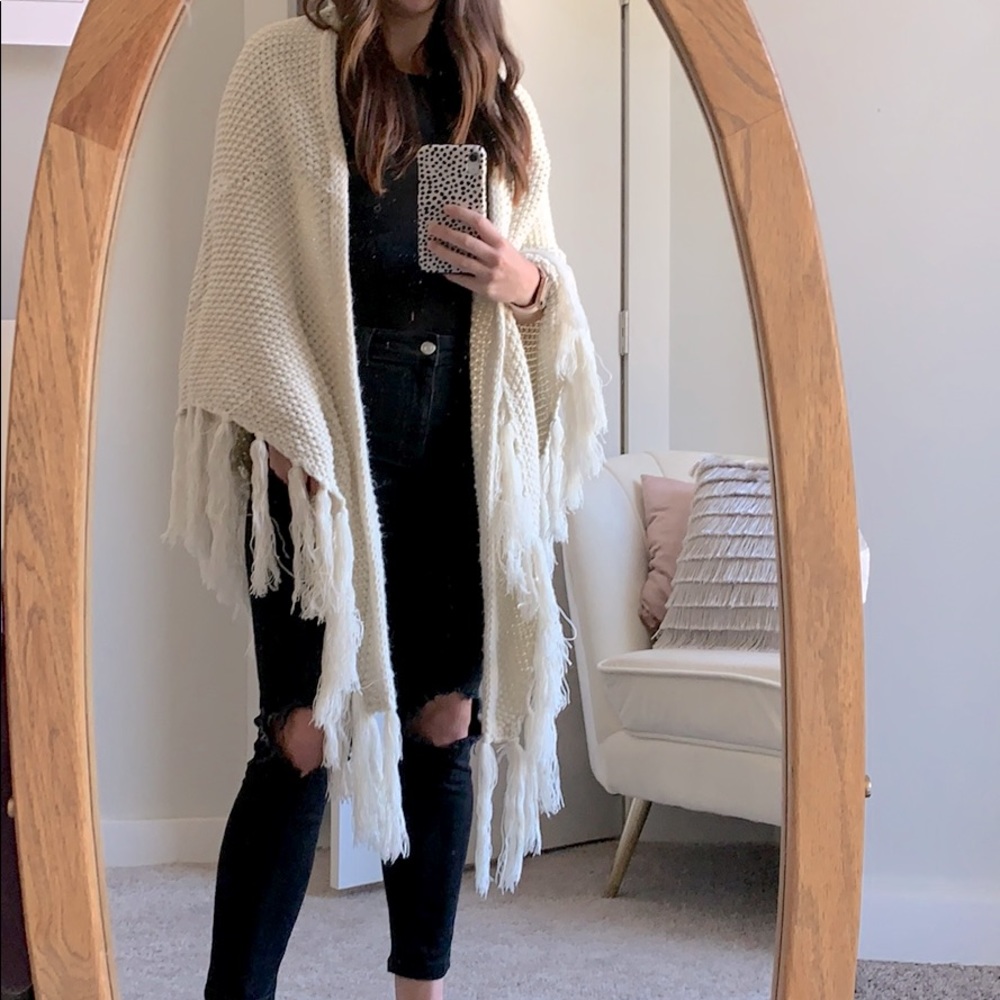Cream knit sweater kimono